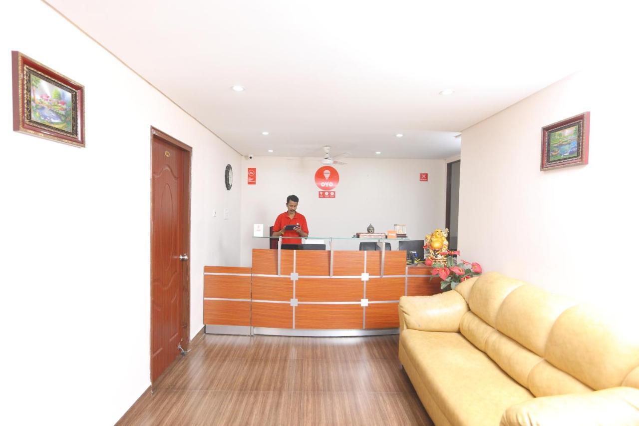 Hotel Oyo 1001 Palmtree Corporate Anna Nagar Čennai Exteriér fotografie